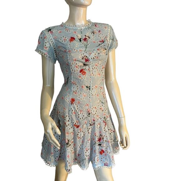 SYDNEY BRODERIE SHORT SLEEVE DRESS NWT - Picture 2 of 14